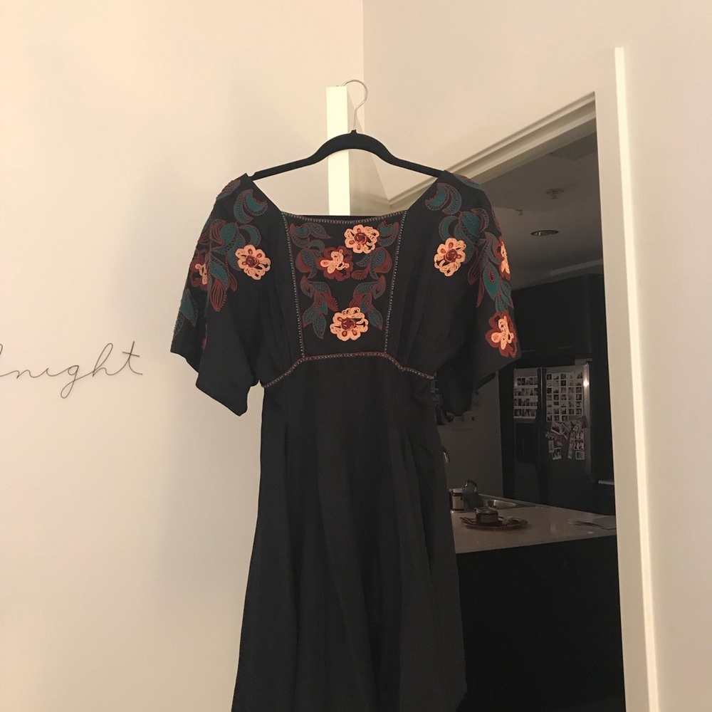 Feather Bone by Anthro Priscilla Embroidered Dress - Picture 3 of 6