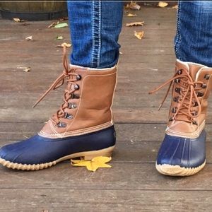 Esprit Duck Boots