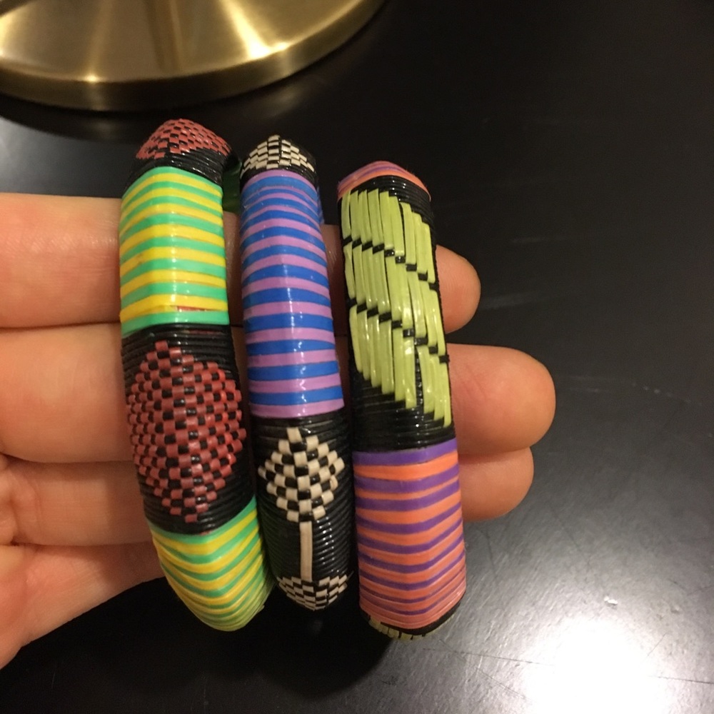 Three bracelets - Picture 4 of 4