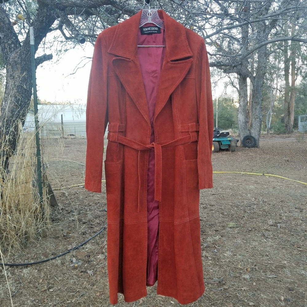 😍Vtg suede 70's trenchcoat!!