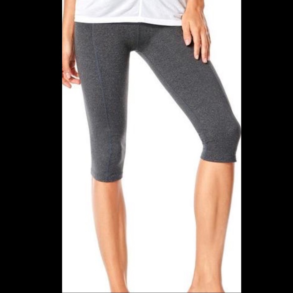 NWT 🕉 Karma Athletics Yama Crop Legging