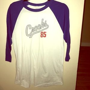 crooks & castles baseball tee.