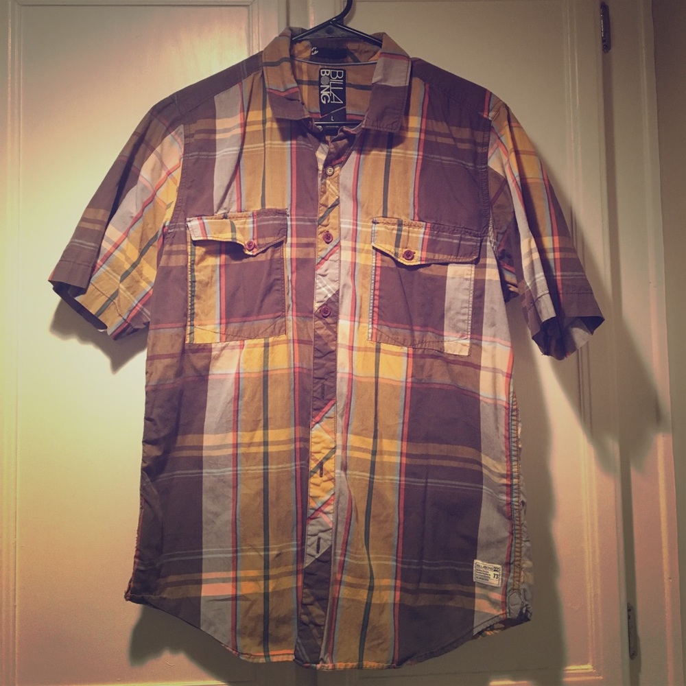Men’s Billabong button-down