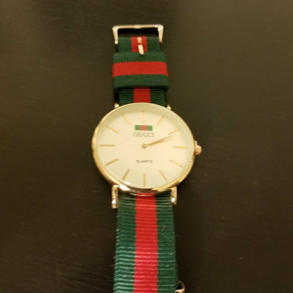 Gucci watch - Picture 2 of 4