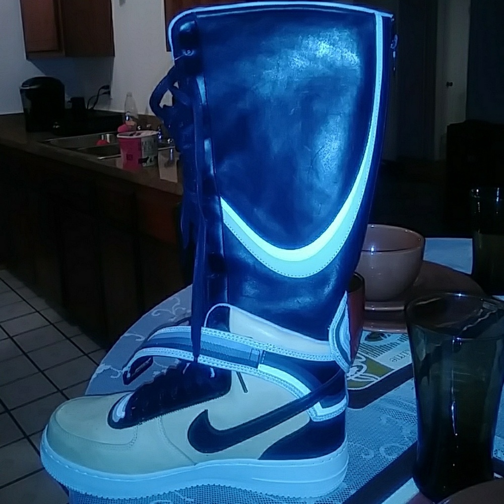 Nike air force ones boots
