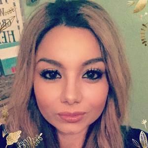 Meet your Posher, Ericka