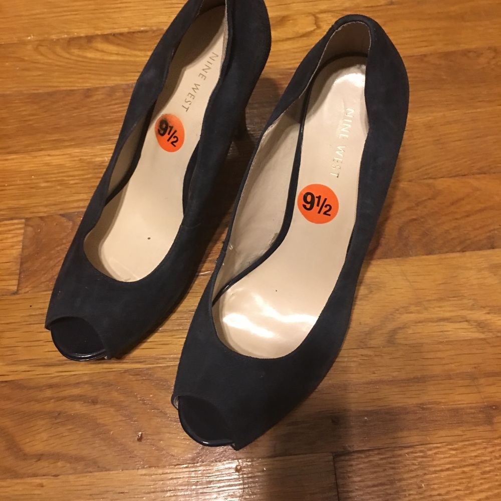 Dark blue High heels
