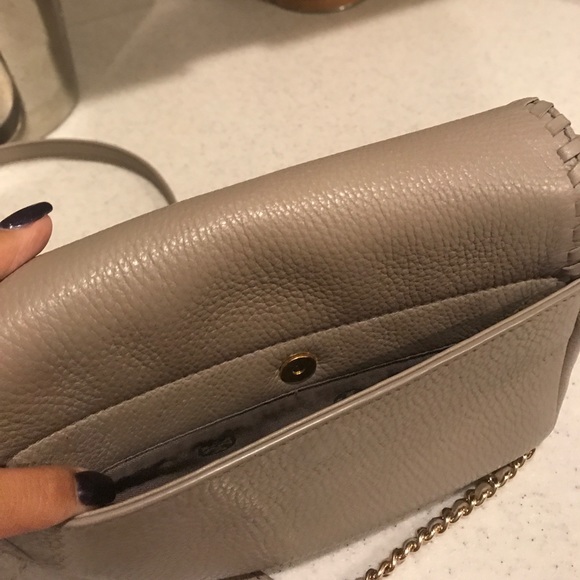 🌹🌹🌹SOLD-Tory Burch crossover🌹🌹🌹 - Picture 4 of 6