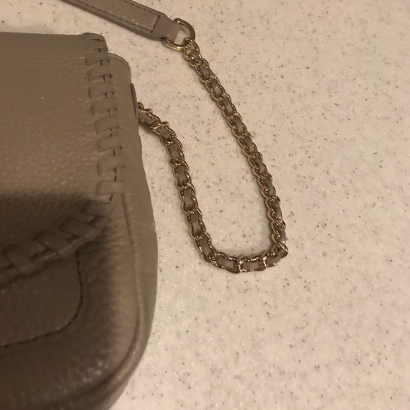 🌹🌹🌹SOLD-Tory Burch crossover🌹🌹🌹 - Picture 6 of 6