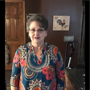 Meet your Posher, Leslie