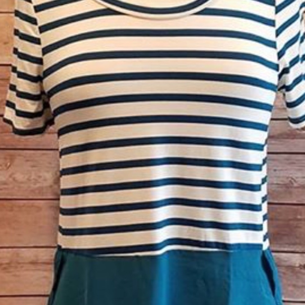 Agnes and Dora Tulip Top