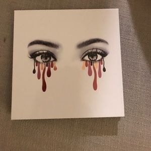 Kylie Cosmetics Burgundy Palette
