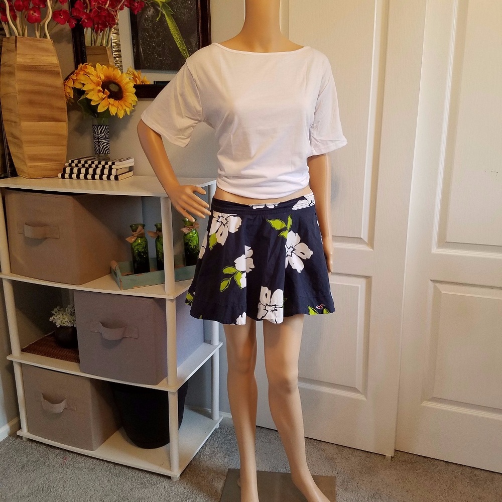 Skater skirt w/floral print