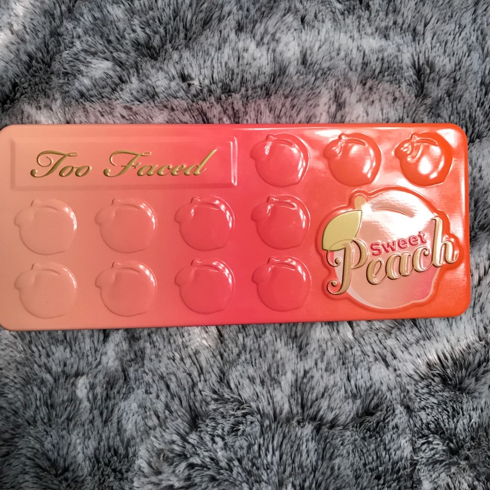 Too faced sweet peach palette