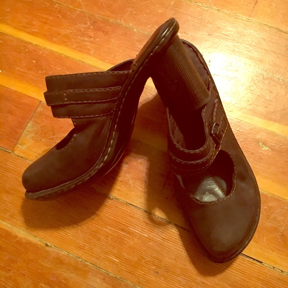 Brown Born Sandals with heel