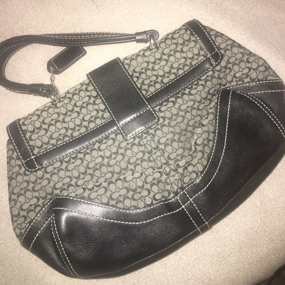 Authentic Coach Purse - Picture 3 of 5