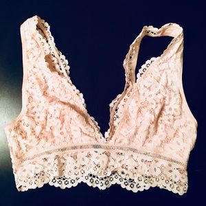NWT Bralette Victoria’s Secret Light Pink Sz M