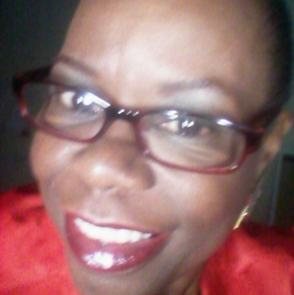 MEET YOUR POSHER! - Picture 2 of 2