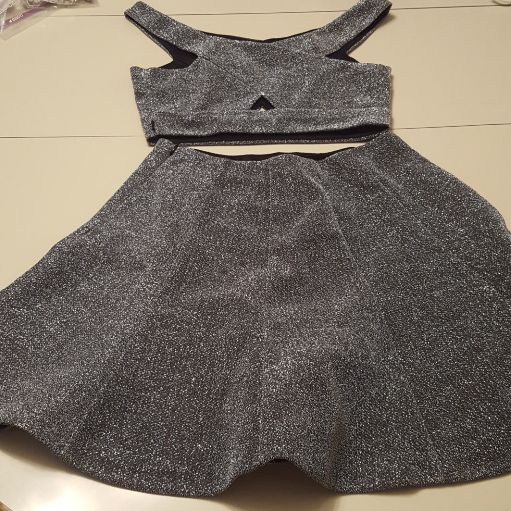 Nwt Shimmer Crop Top Size Small & matching skirt 6