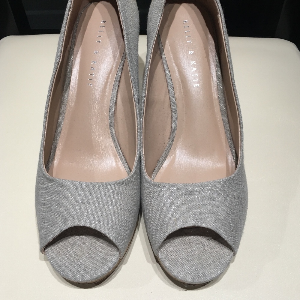 Kelly & Katie Wedges