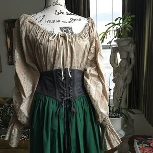Pyramid Collection Faire Wear - Renaissance Style