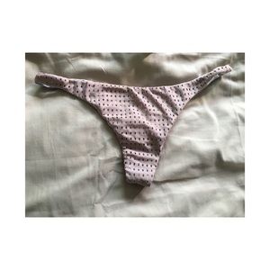 Acacia pipeline bottoms in topless mesh