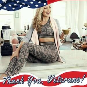 Meet your Posher, Christine