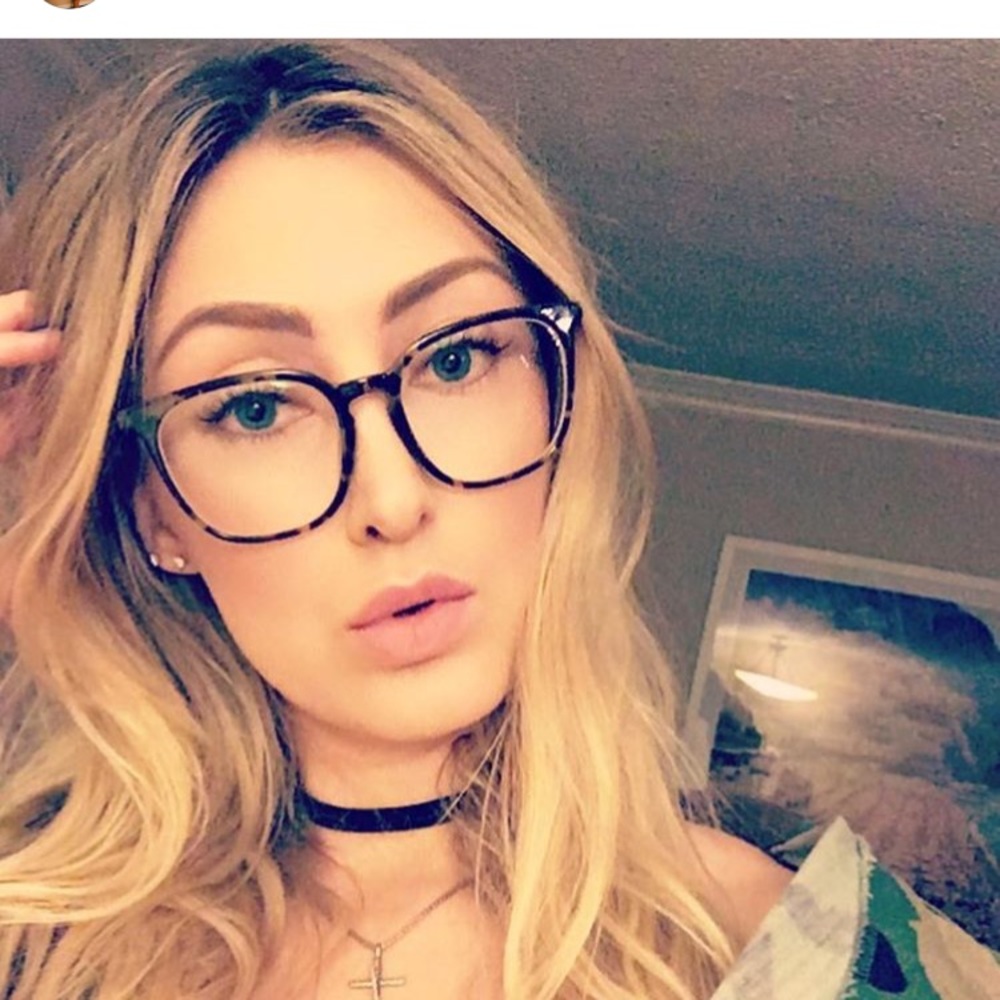 Meet your Posher, Kristen