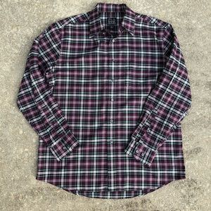 JOS A BANK TRAVELERS COLLECTION TAILORED FIT