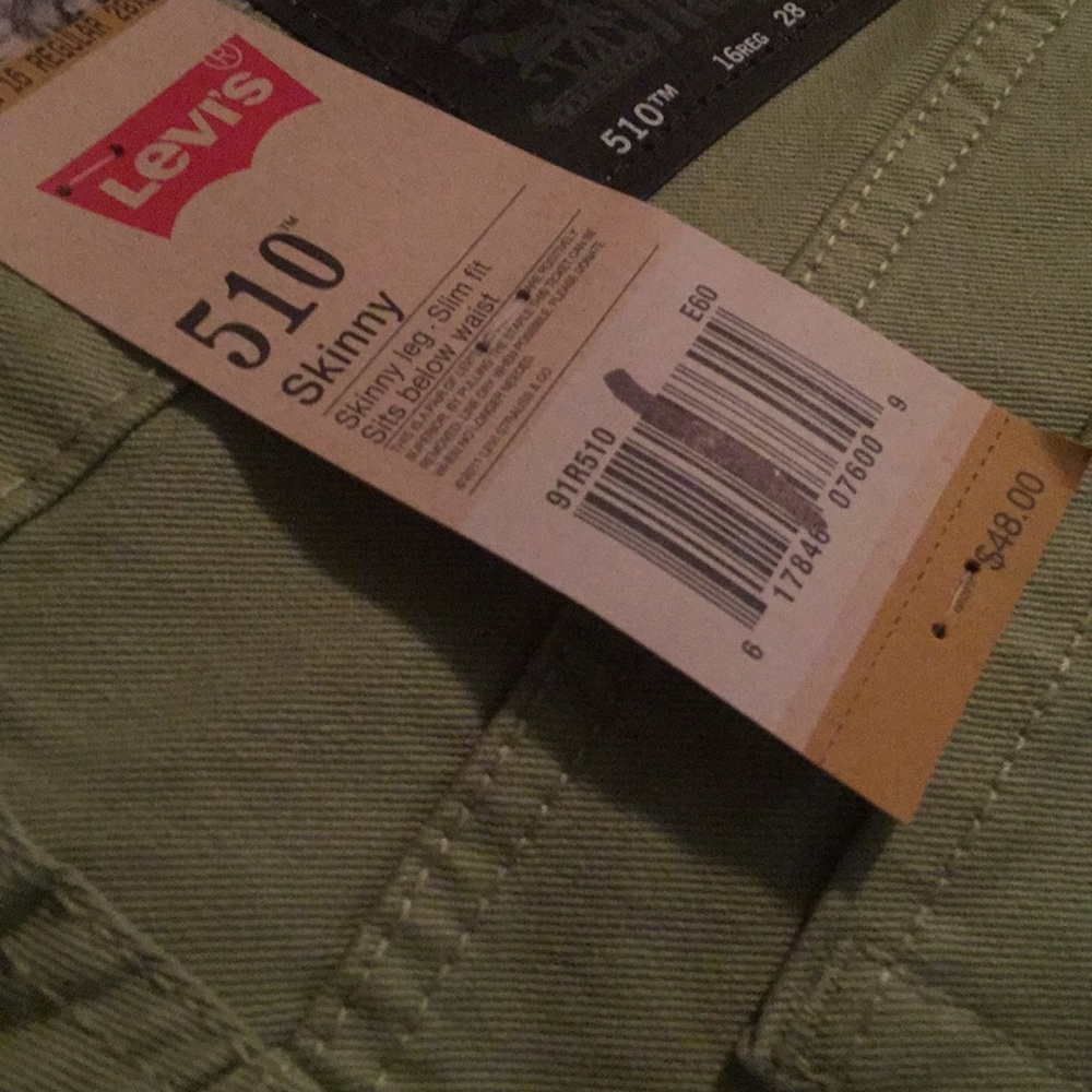 510 skinny leg slim fit Levi’s girl jeans
