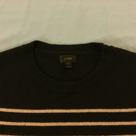[SOLD] Navy/White Striped Lambswool Sweater (MD) - Picture 3 of 5