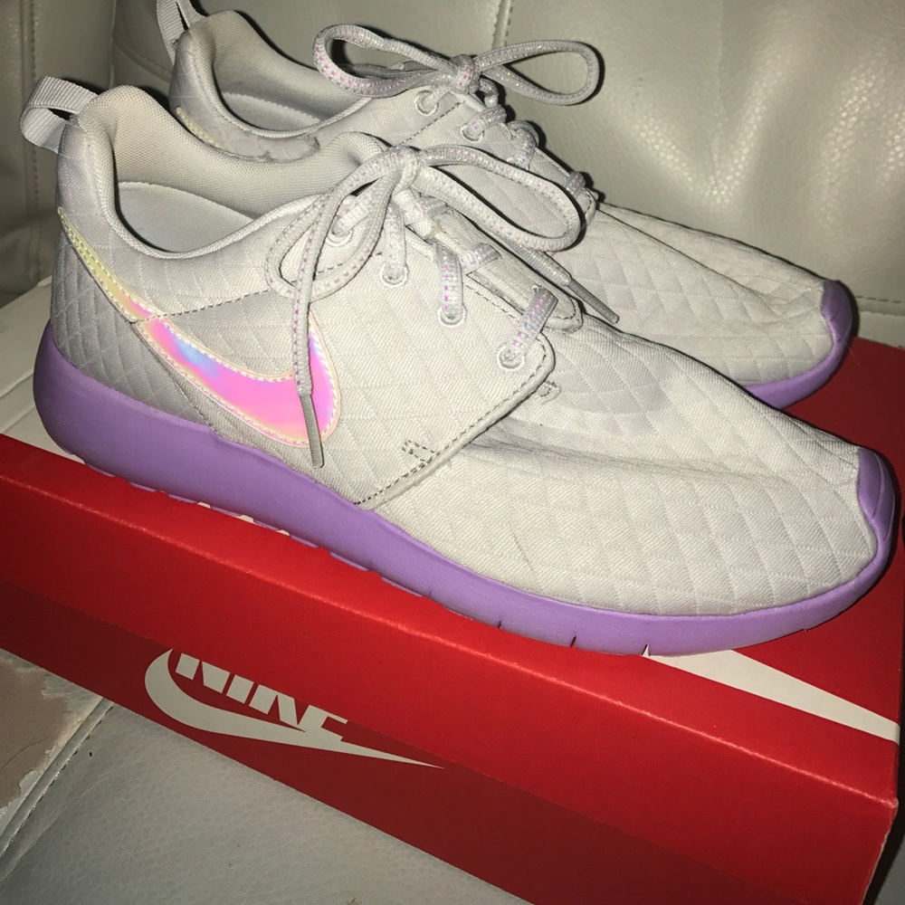 NIKE ROSHE ONE SE