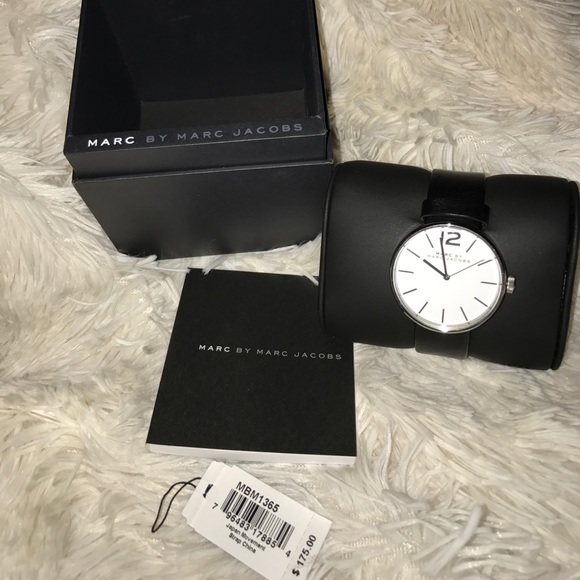 Authentic Marc by Marc Jacobs Leather Womens Watch main image 12
