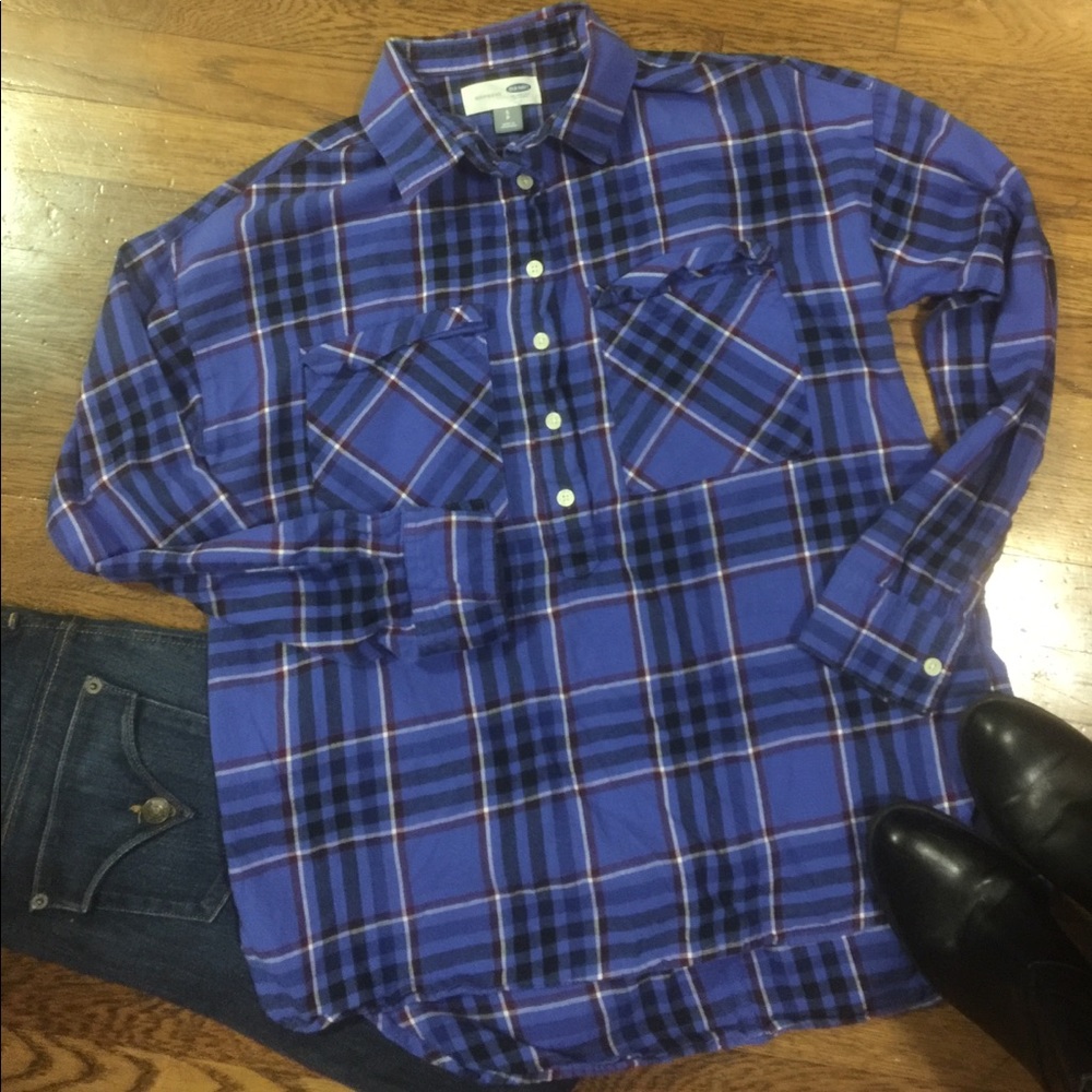 Blue Plaid Button down shirt with pockets