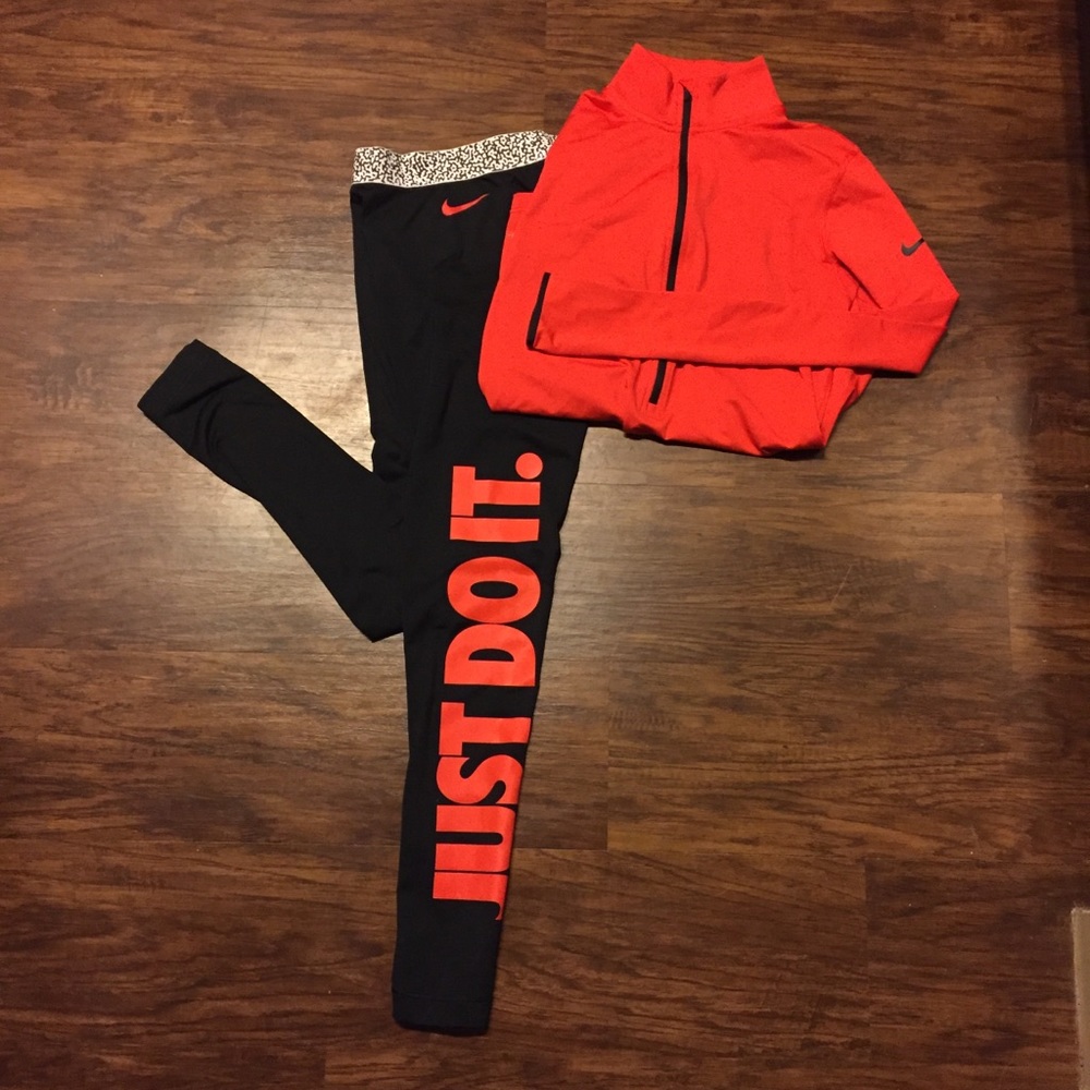 Nike Hyper Warm Half Zip and Leggings Bundle