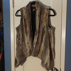Blu Moon faux fur vest