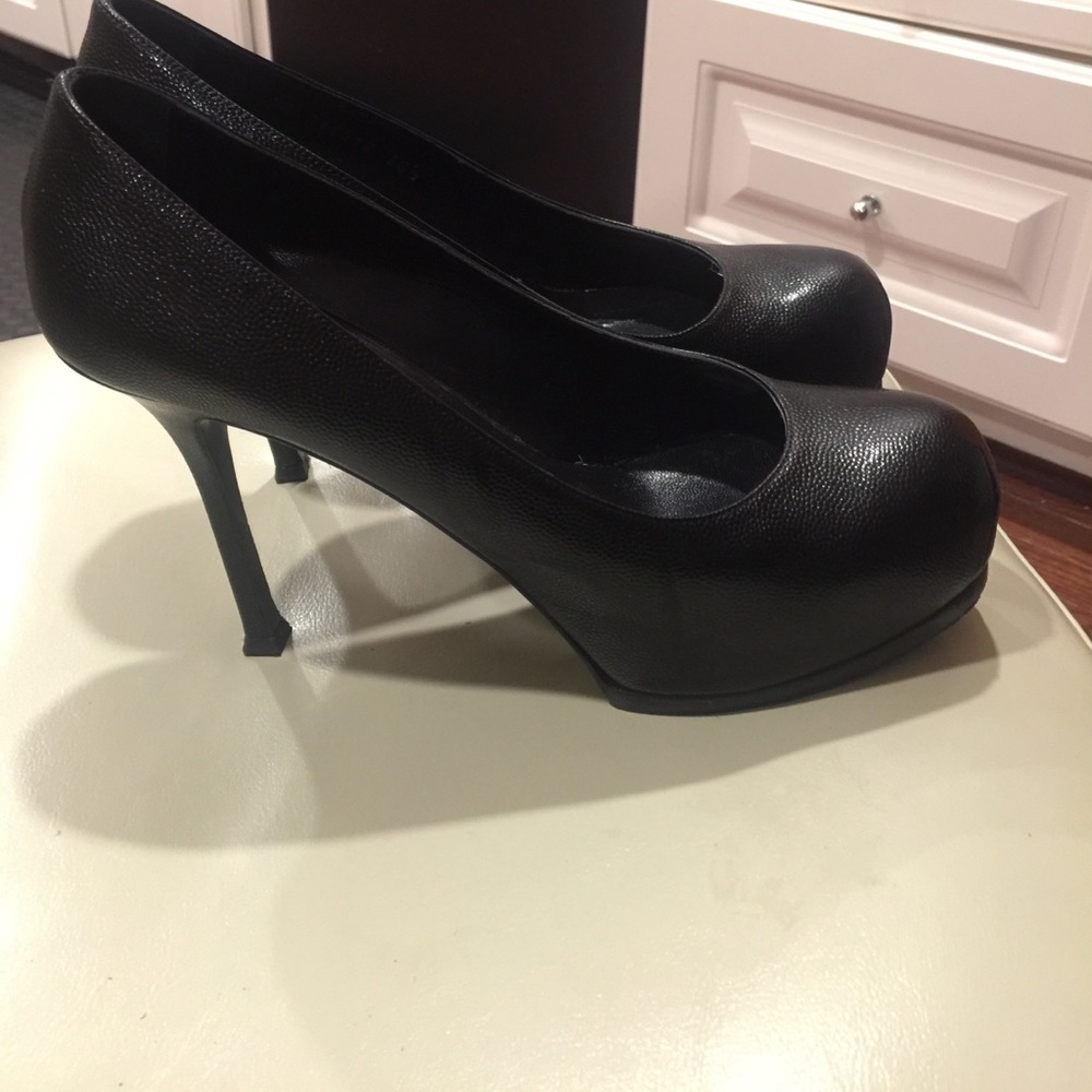 YSL pumps - Picture 2 of 4