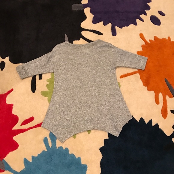 Gray Heart Sweater by Kiddle - Picture 4 of 4