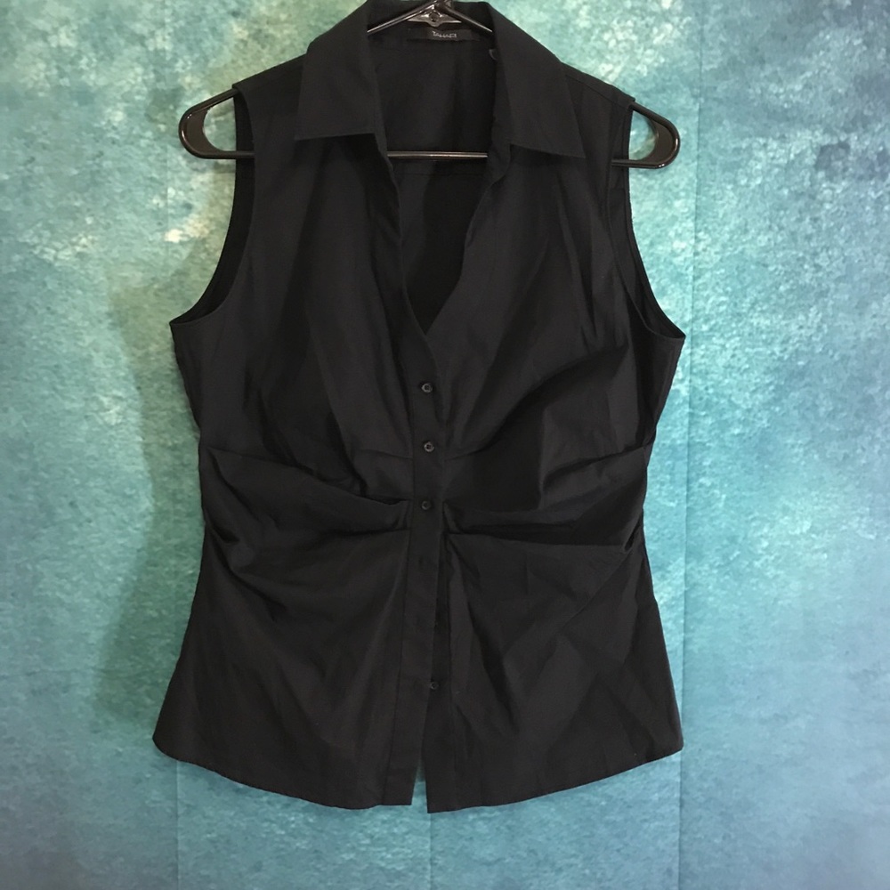 Cool Tahari sleeveless black shirt size M
