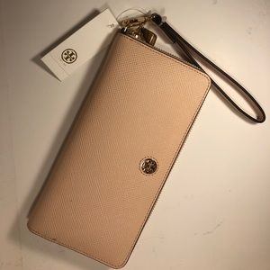 Tory Burch wallet
