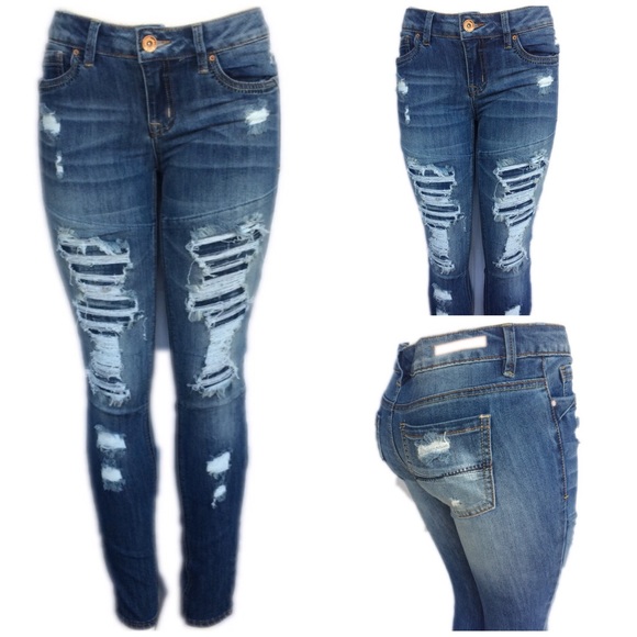 Dollhouse Denim - Womens dark acid wash distressed skinny jeans Nwt