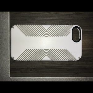 Speck grip iPhone 7 case