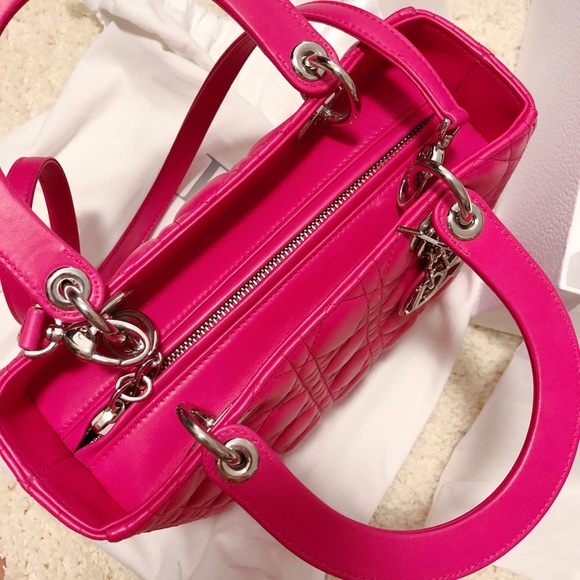 CHRISTIAN DIOR Quilted Lambskin Leather Medium - Picture 3 of 8