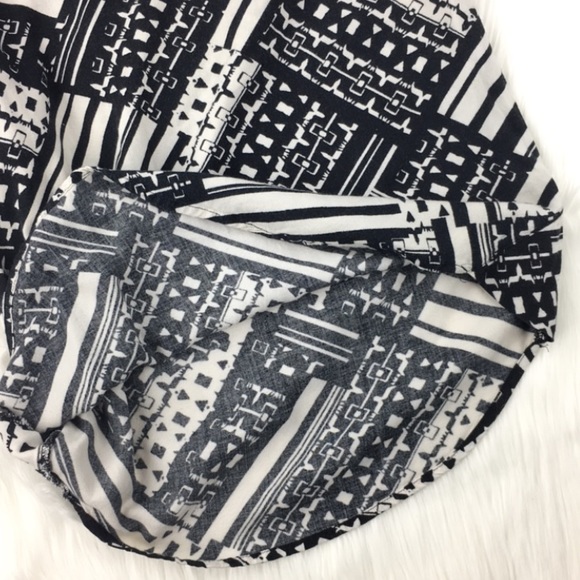 Sparkle & Fade Tunic - Picture 8 of 8