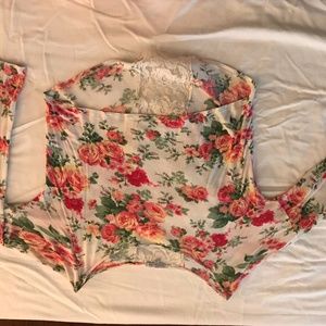 Long Sleeve Floral and Lace Crop Top