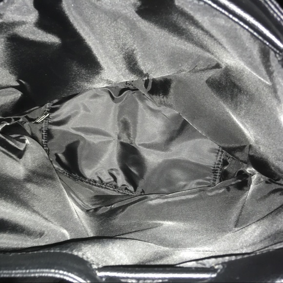 VICTORIA'S SECRET BRAND NEW LEATHER BAG MAKE OFFER - Picture 6 of 6