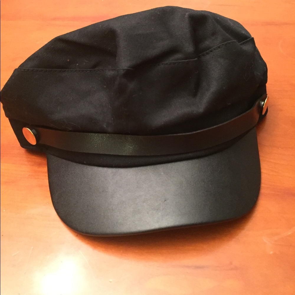 NWT Amici New York hat