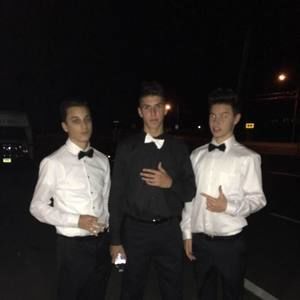 Meet your Posher, Riley