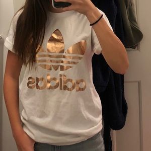 Adidas t-shirt