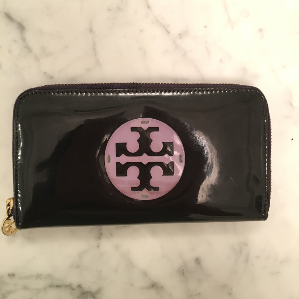 Tory Burch continental patent leather wallet
